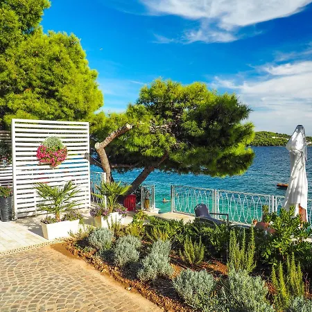 Campsite Salve Croatia Mobile Homes In Amadria Park Trogir *