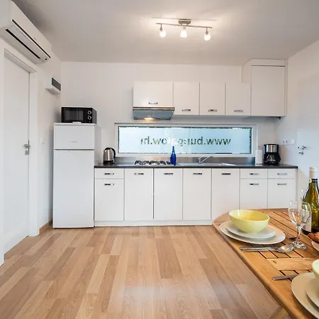 Kamp alanı Salve Croatia Mobile Homes In Amadria Park Trogir