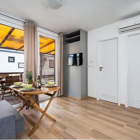 Salve Croatia Mobile Homes In Amadria Park Trogir