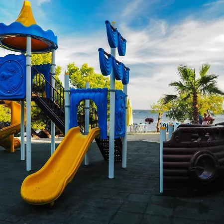 Salve Croatia Mobile Homes In Amadria Park Trogir * Seget Vranjica